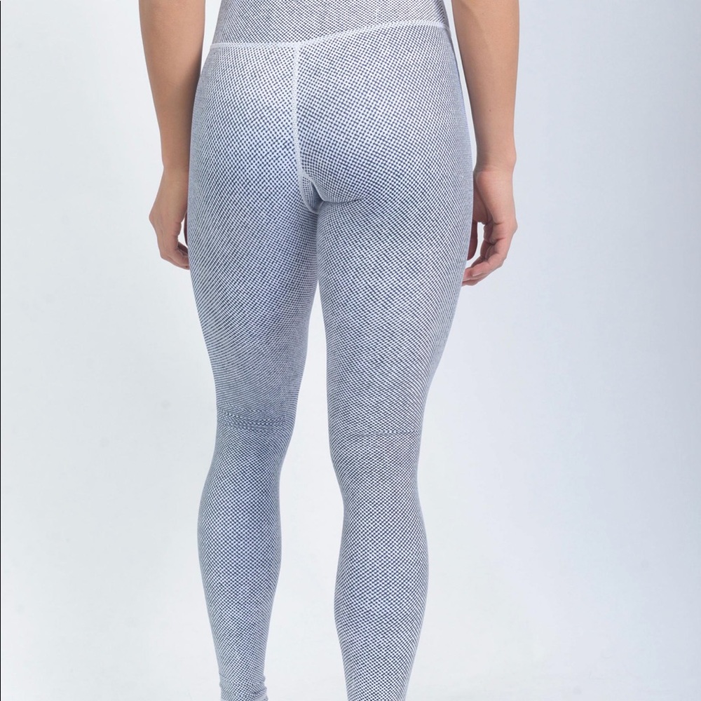 Zyia leggings